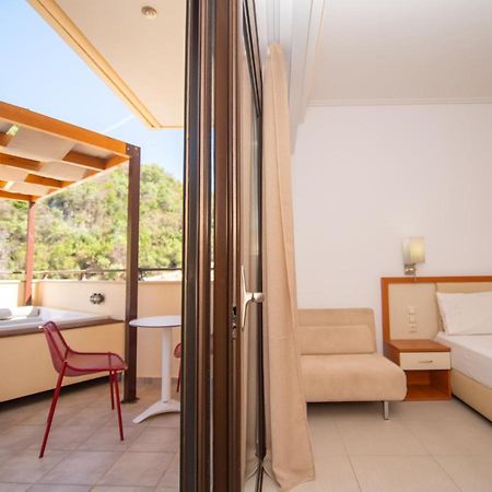 Riviera Perdika Hotel מראה חיצוני תמונה